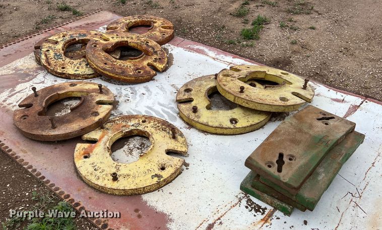 image for item DS8287 (12) tractor weights