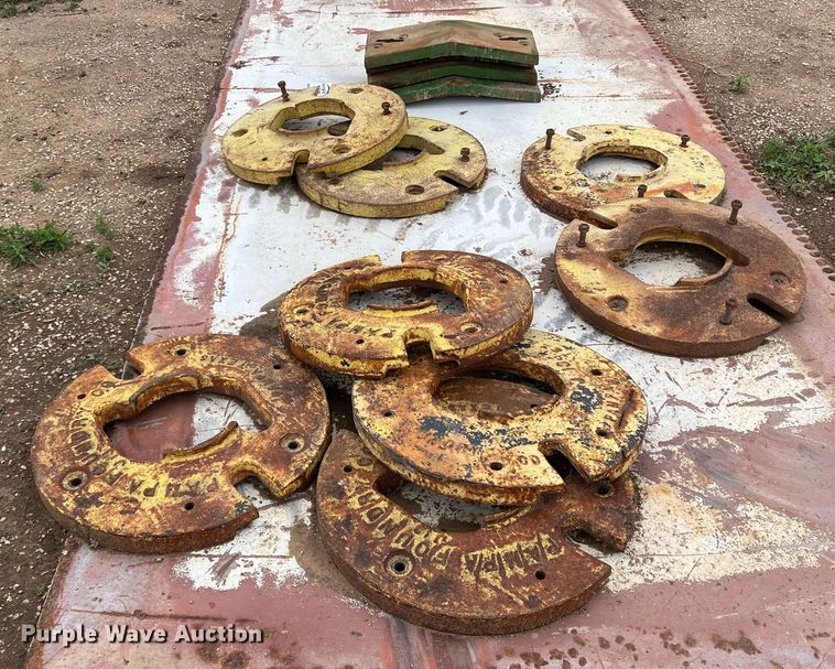 image for item DS8287 (12) tractor weights