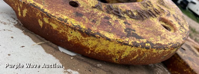 image for item DS8287 (12) tractor weights