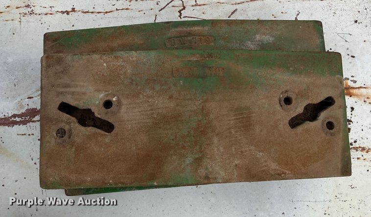 image for item DS8287 (12) tractor weights