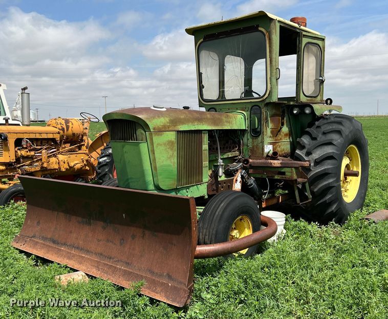 image for item DS8290 John Deere 5020  tractor