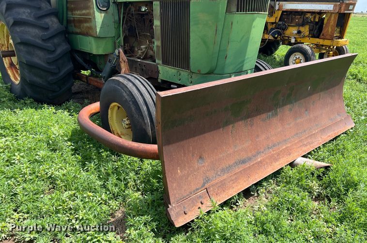 image for item DS8290 John Deere 5020  tractor