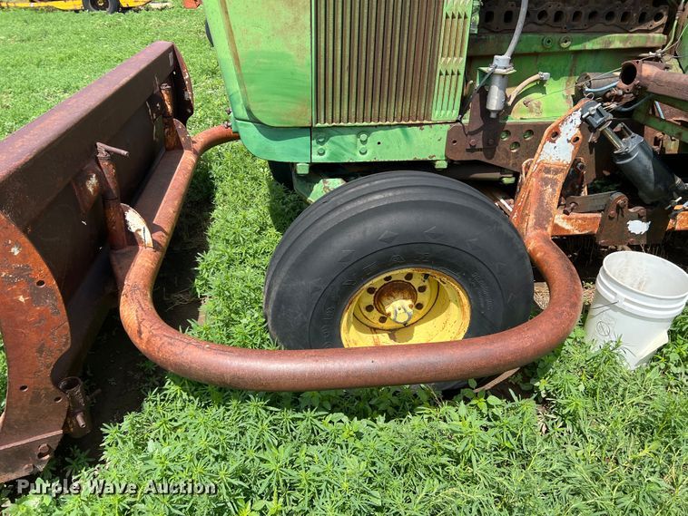 image for item DS8290 John Deere 5020  tractor