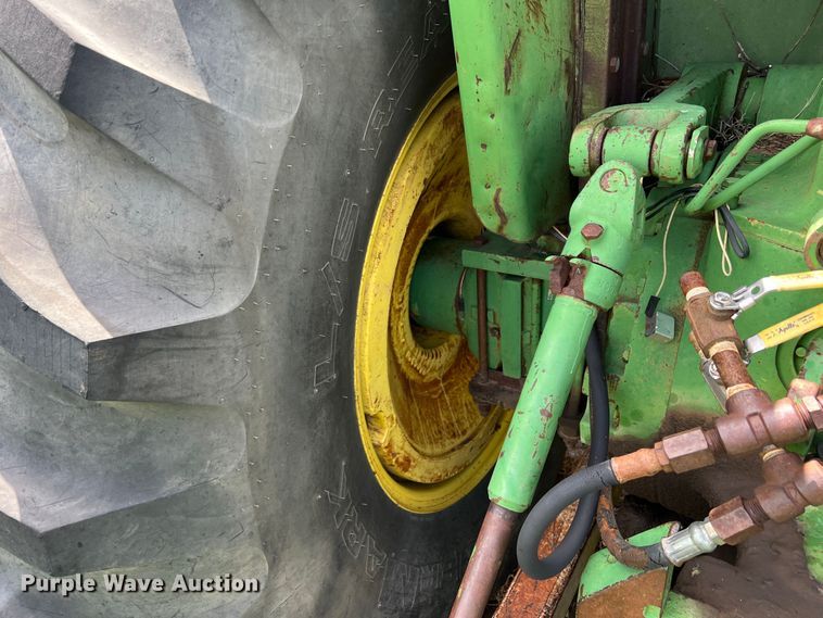 image for item DS8290 John Deere 5020  tractor