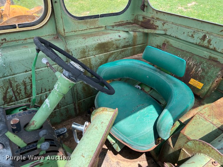 image for item DS8290 John Deere 5020  tractor