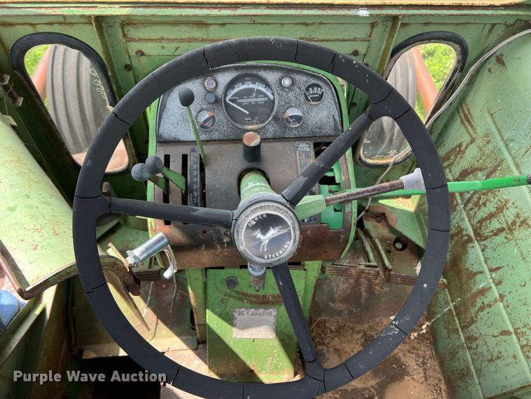 image for item DS8290 John Deere 5020  tractor