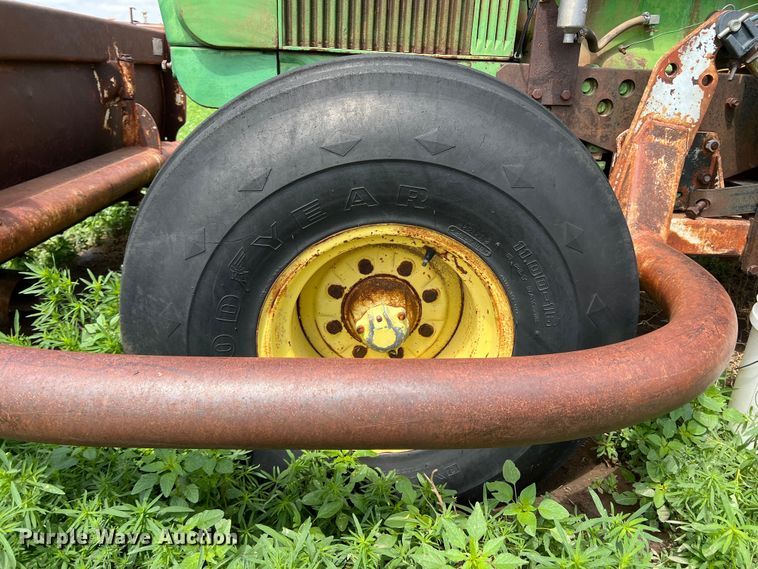 image for item DS8290 John Deere 5020  tractor