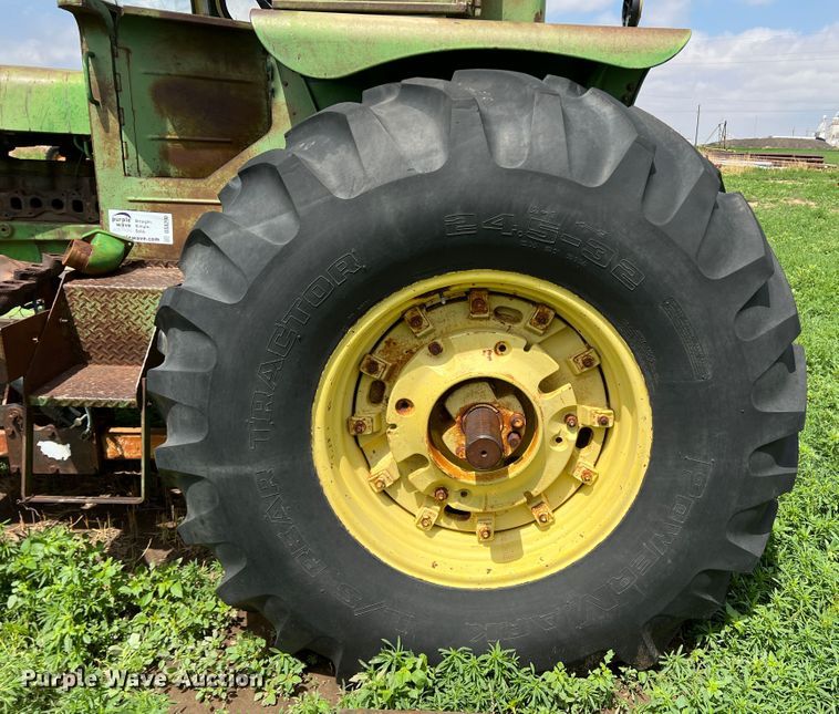 image for item DS8290 John Deere 5020  tractor