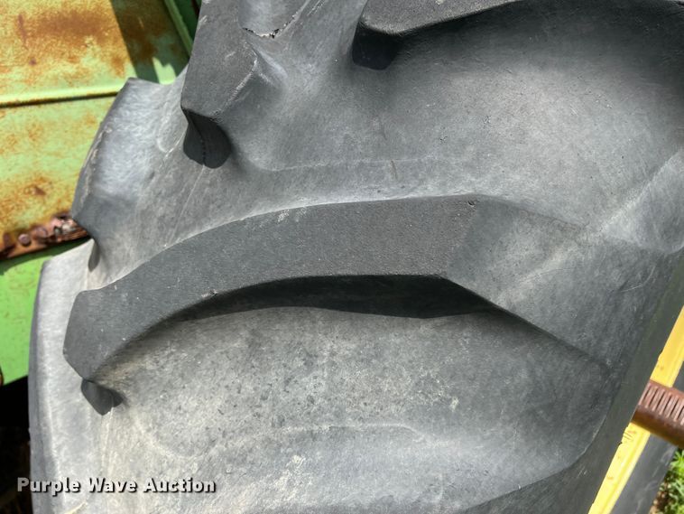 image for item DS8290 John Deere 5020  tractor