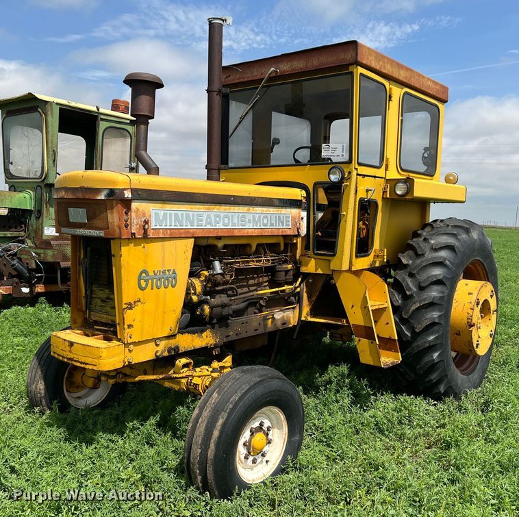 image for item DS8291 Minneapolis-Moline G1000 Vista  tractor