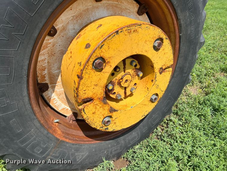 image for item DS8291 Minneapolis-Moline G1000 Vista  tractor