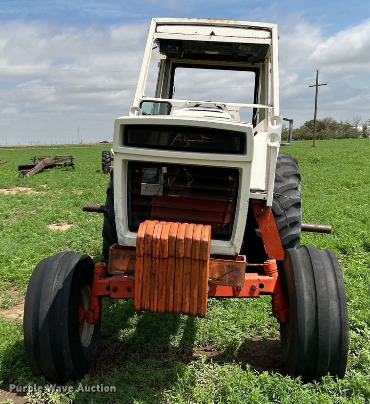 image for item DS8292 Case 1570  tractor