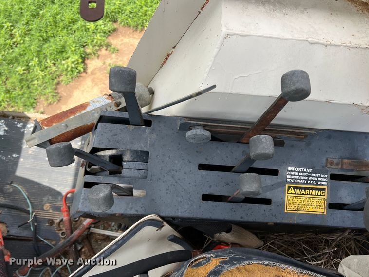 image for item DS8292 Case 1570  tractor