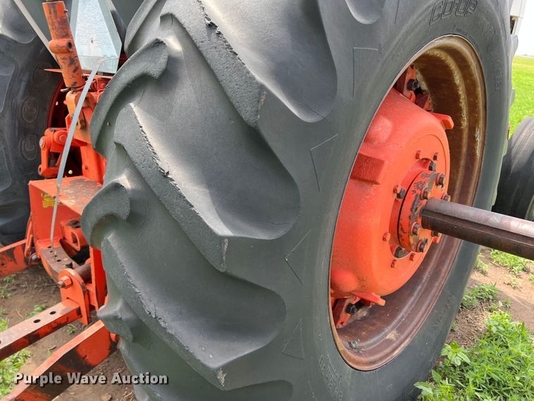 image for item DS8292 Case 1570  tractor