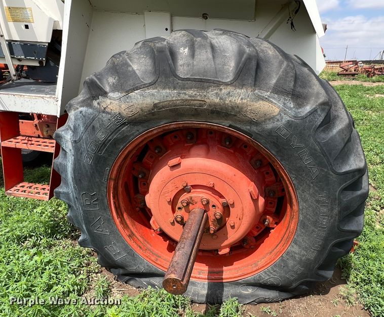 image for item DS8292 Case 1570  tractor