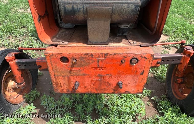 image for item DS8293 Allis-Chalmers 190XT  tractor