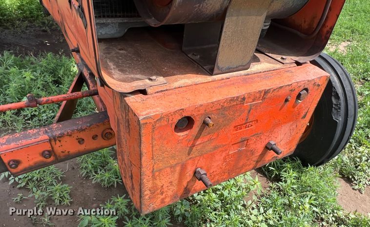 image for item DS8293 Allis-Chalmers 190XT  tractor