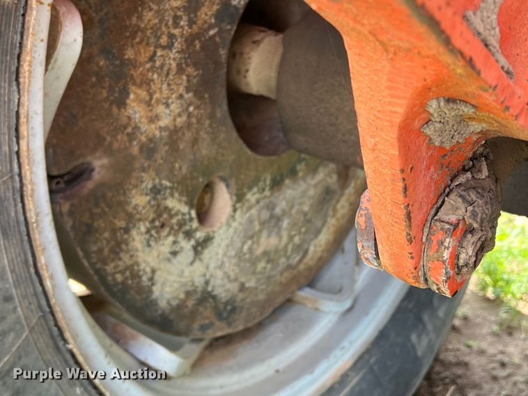 image for item DS8293 Allis-Chalmers 190XT  tractor