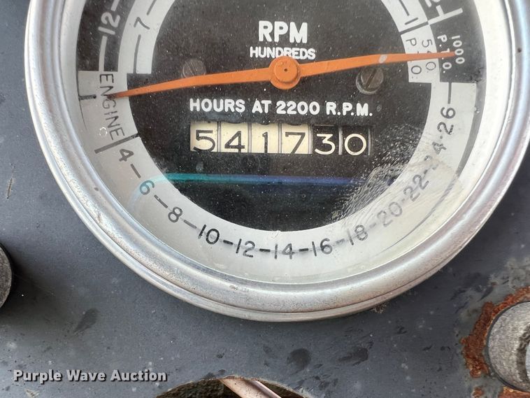 image for item DS8293 Allis-Chalmers 190XT  tractor