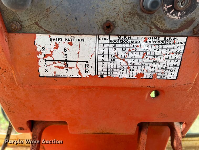 image for item DS8293 Allis-Chalmers 190XT  tractor