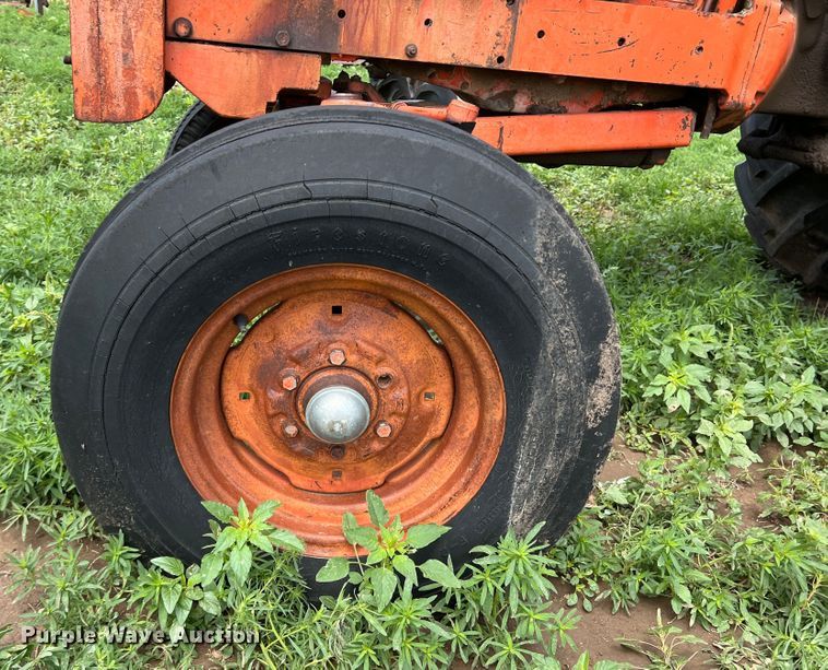 image for item DS8293 Allis-Chalmers 190XT  tractor
