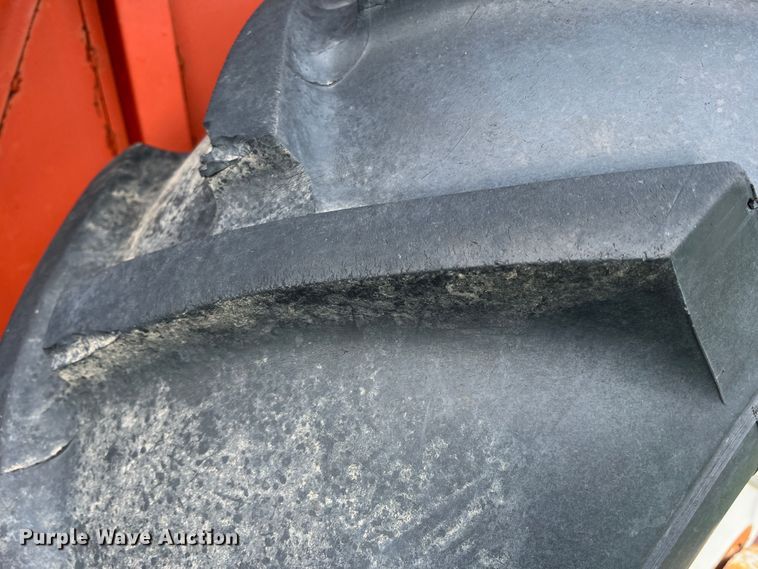 image for item DS8293 Allis-Chalmers 190XT  tractor