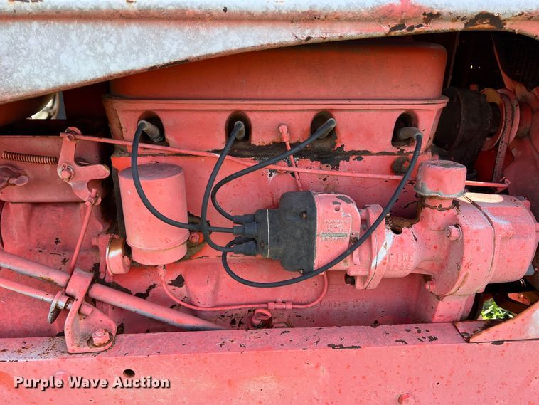image for item DS8294 Allis-Chalmers  tractor