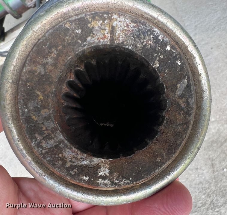 image for item HL9052 John Deere 1508  batwing rotary mower