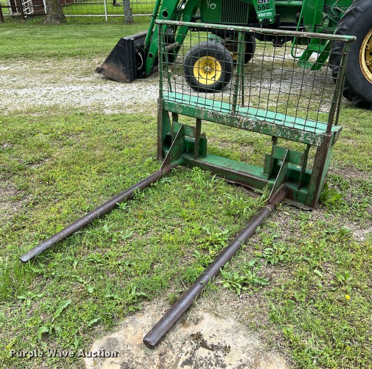 image for item HL9053 John Deere 4020  tractor