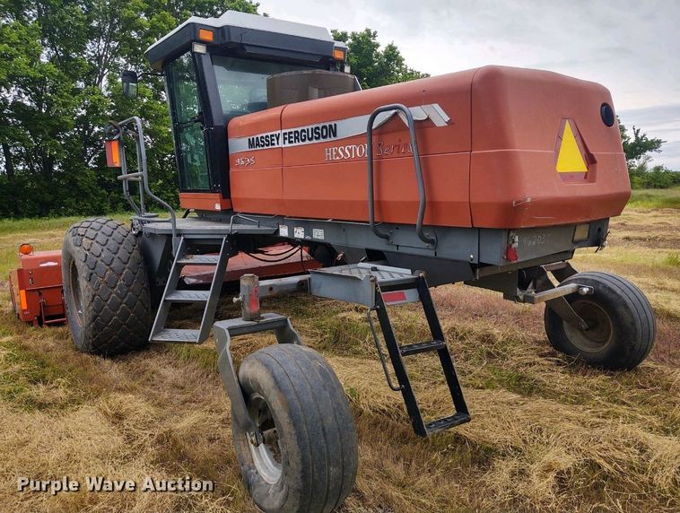 image for item HL9056 2008 Massey Ferguson 9635  windrower