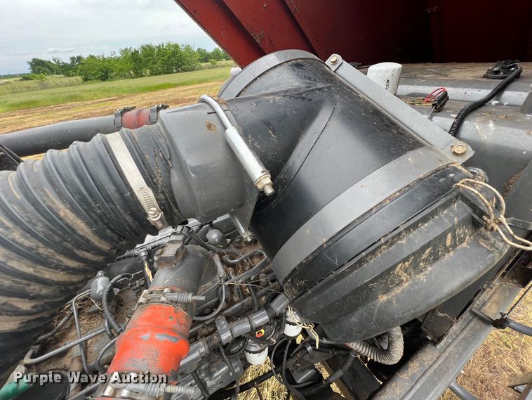 image for item HL9056 2008 Massey Ferguson 9635  windrower