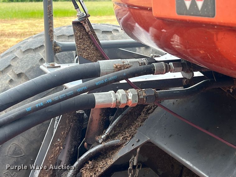 image for item HL9056 2008 Massey Ferguson 9635  windrower