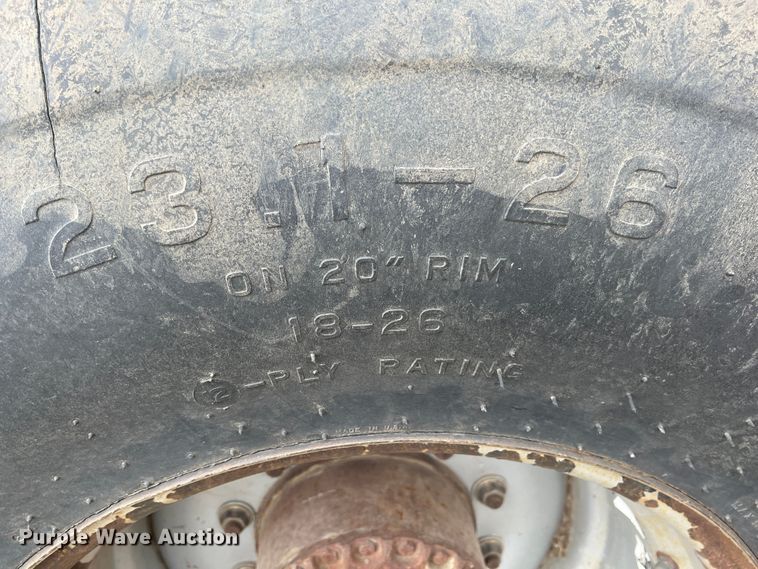 image for item HL9056 2008 Massey Ferguson 9635  windrower