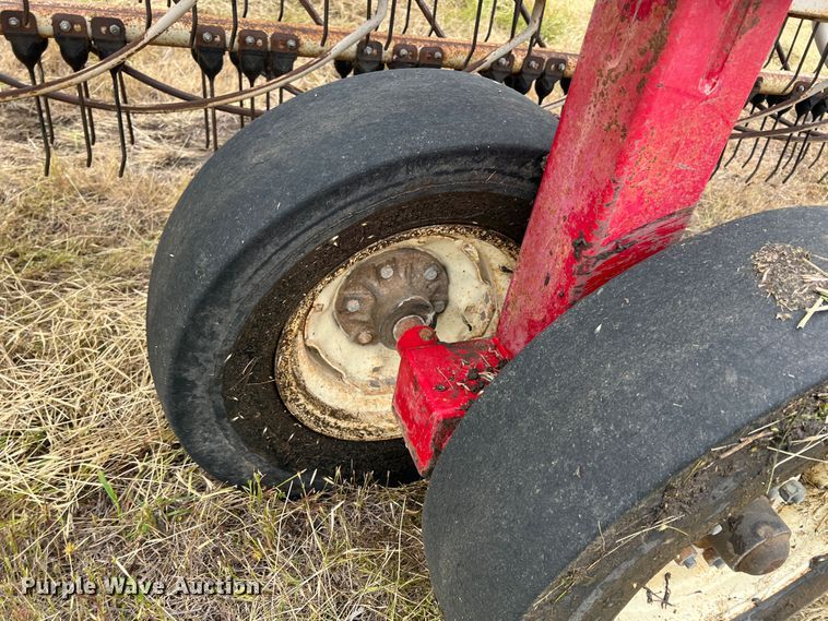 image for item HL9057 Gearmore Twinstar G2  hay rake