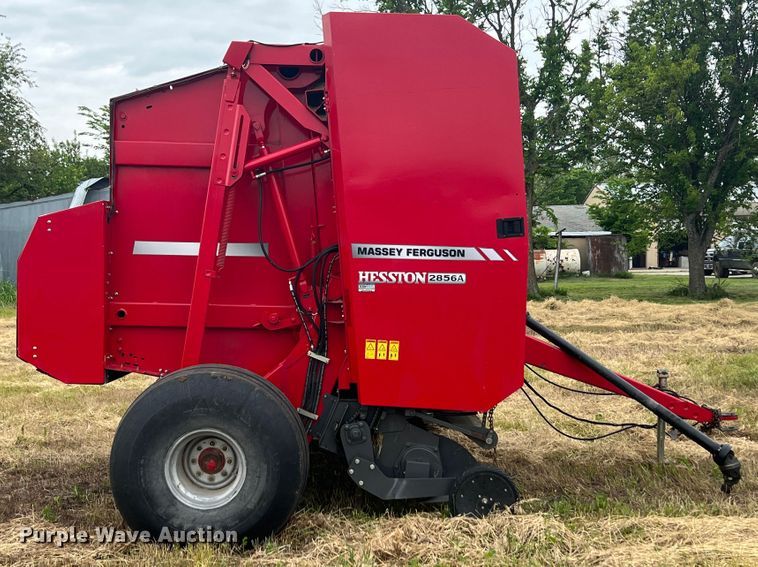 image for item HL9058 2011 Massey Ferguson 2856A  round baler