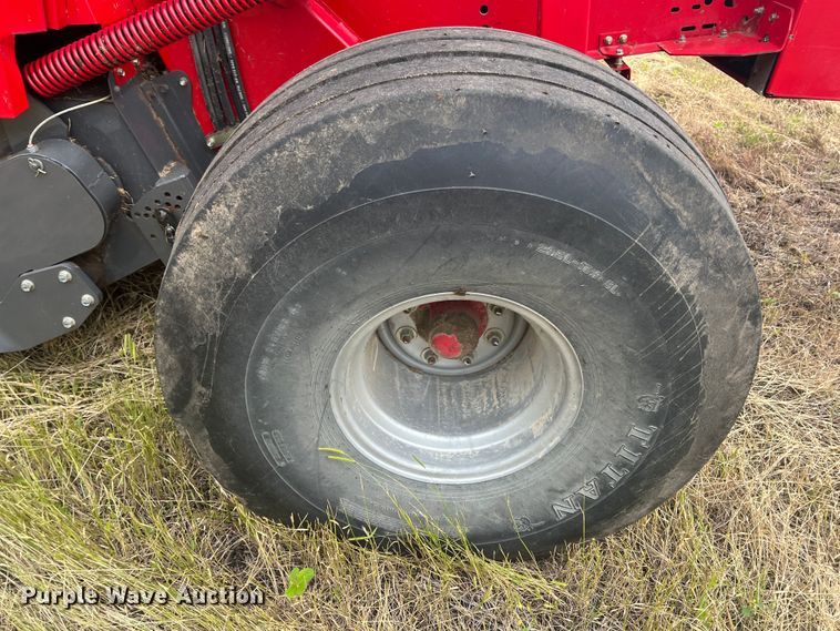 image for item HL9058 2011 Massey Ferguson 2856A  round baler