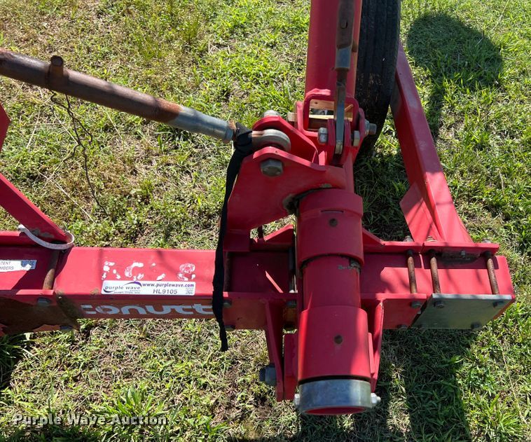 image for item HL9105 Tonutt RCS8  hay rake