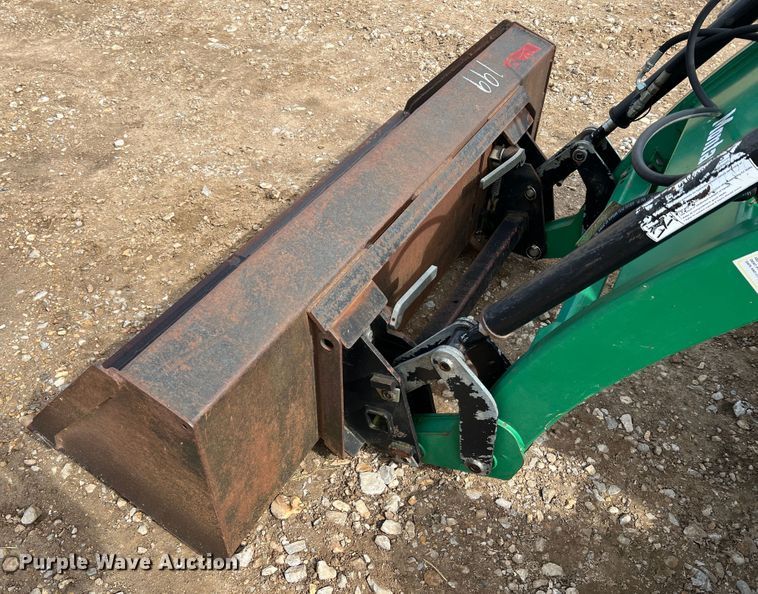 image for item KC9914 Montana 5740C  MFWD tractor