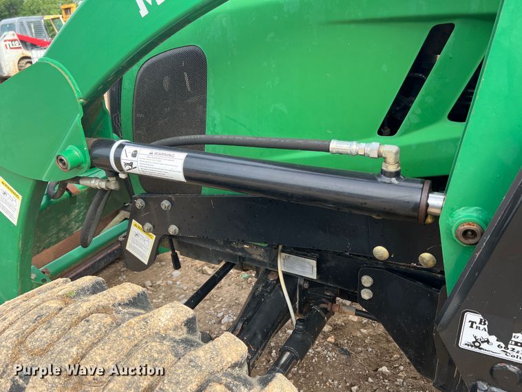 image for item KC9914 Montana 5740C  MFWD tractor