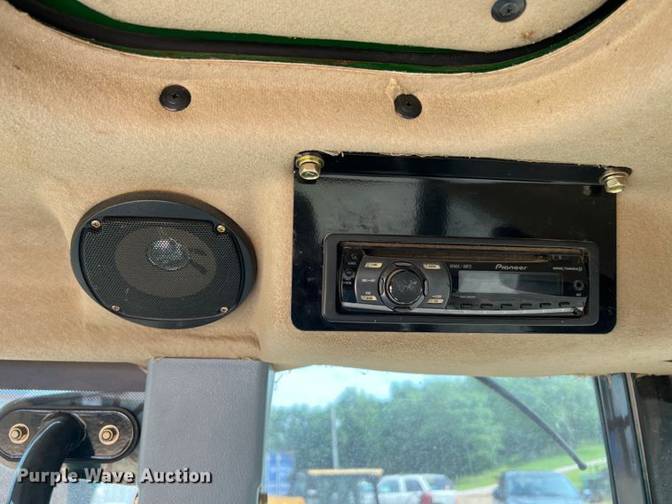 image for item KC9914 Montana 5740C  MFWD tractor