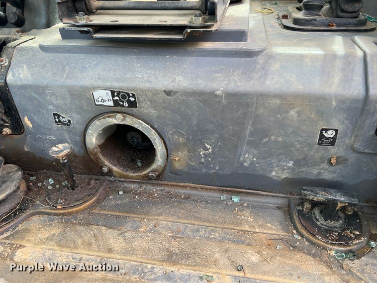 image for item KC9914 Montana 5740C  MFWD tractor