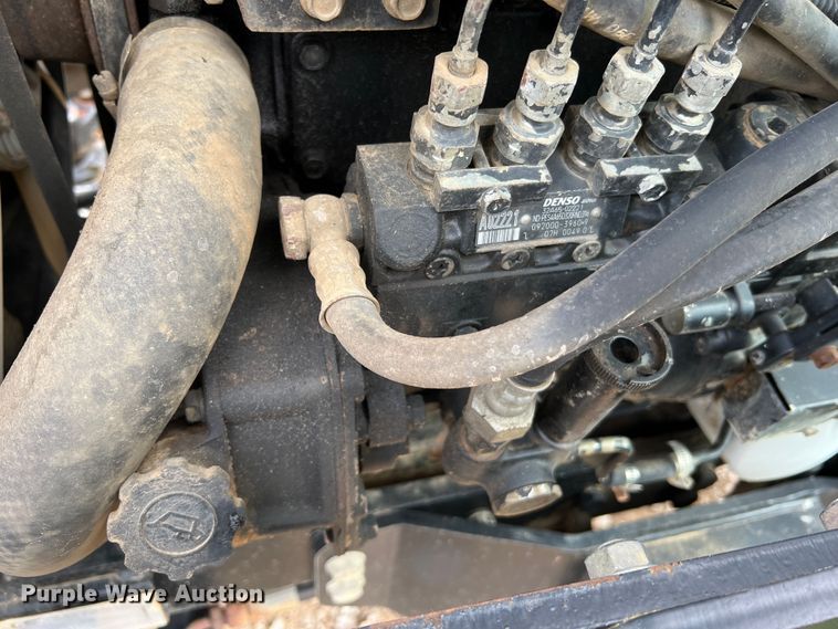 image for item KC9914 Montana 5740C  MFWD tractor