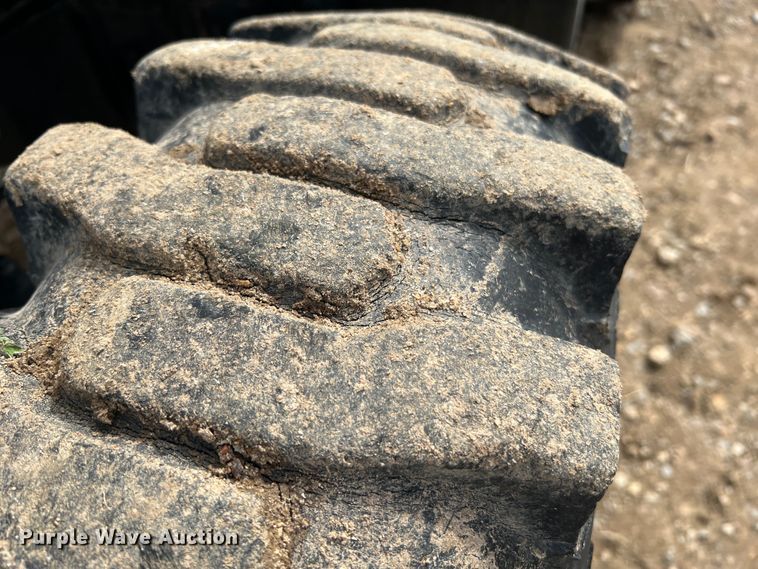 image for item KC9914 Montana 5740C  MFWD tractor