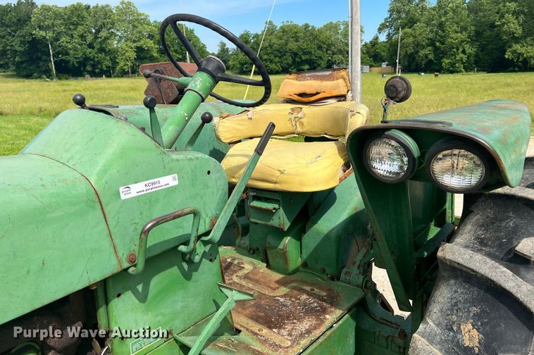 image for item KC9915 John Deere 4010  tractor