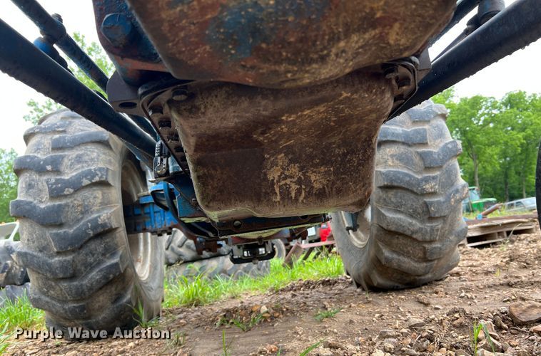 image for item KC9917 Ford 4000 SU  tractor