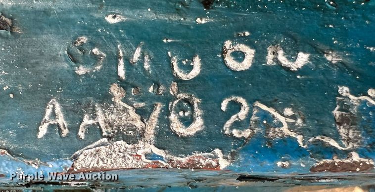 image for item KC9917 Ford 4000 SU  tractor