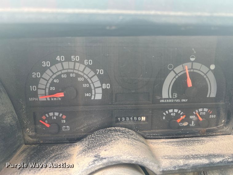 image for item KC9918 1993 GMC TopKick  applicator truck