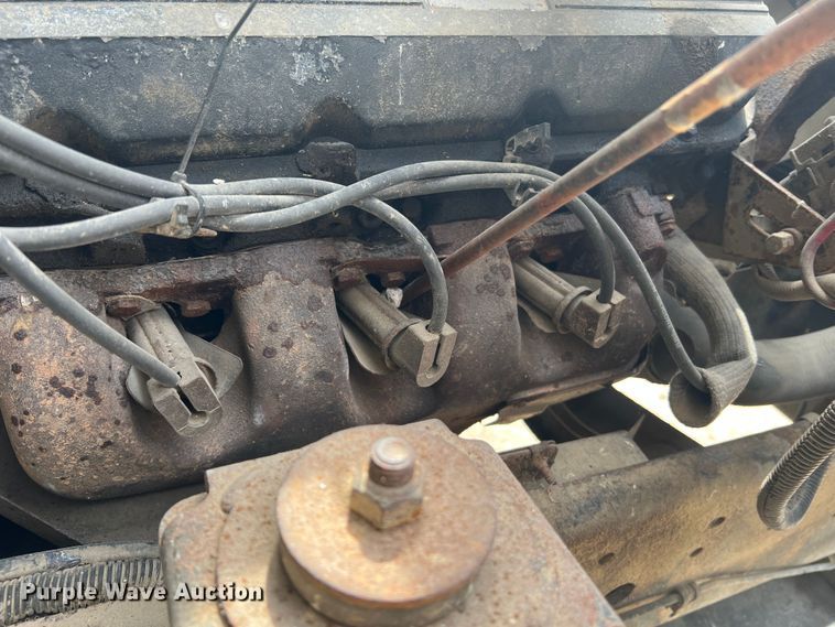 image for item KC9918 1993 GMC TopKick  applicator truck