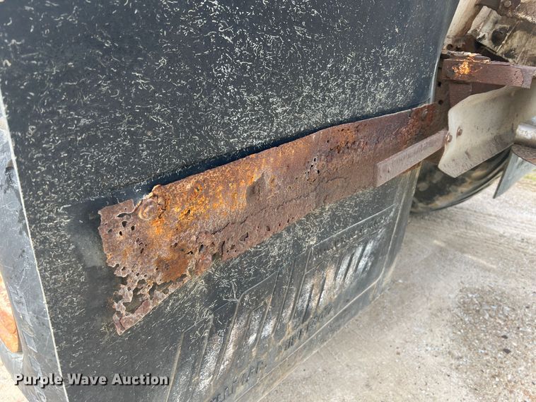 image for item KC9918 1993 GMC TopKick  applicator truck