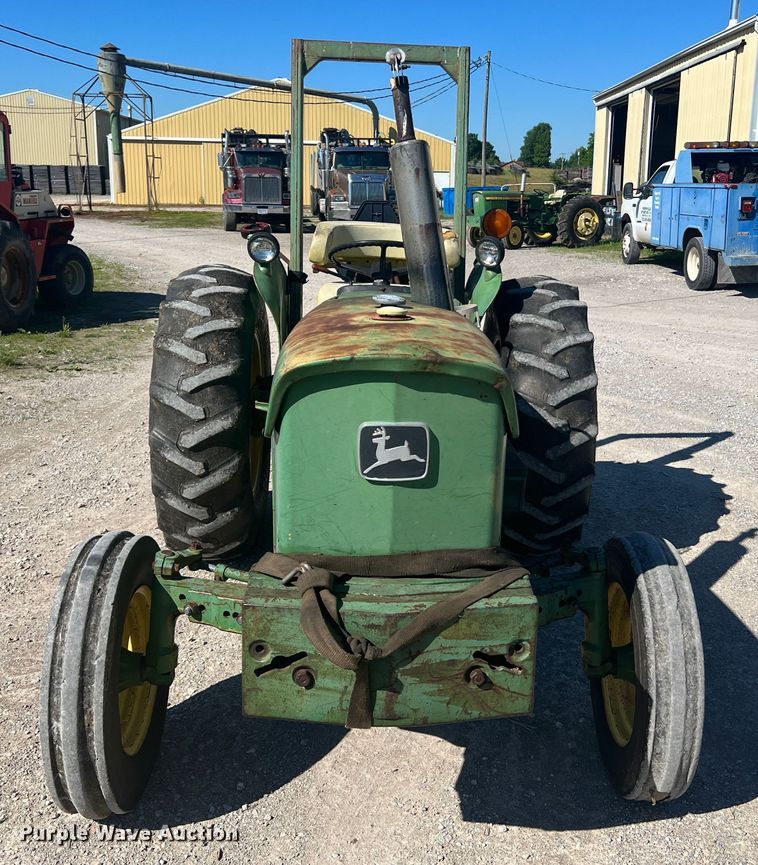 image for item KC9926 John Deere 1530  tractor